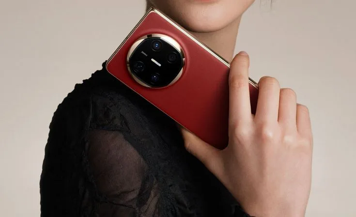 Huawei’s Brilliant Twist: 3 Powerful Ways the Mate 80 Pro’s Dual Front Camera Redefines Selfies in 2025